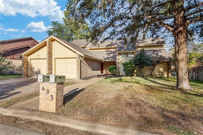 Photo - 603 Cache Cove Ct