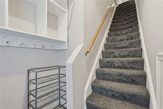 116 S 17th St Unit 2