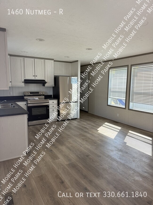 Building Photo - 1460 Nutmeg-R