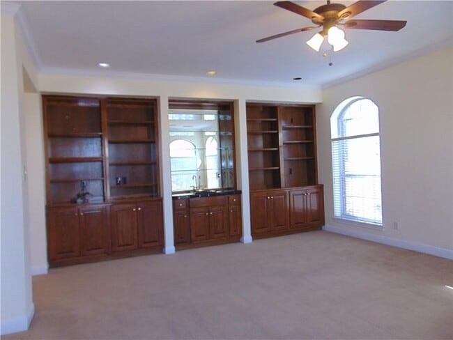 Photo - 5806 Cedar Cliff Dr