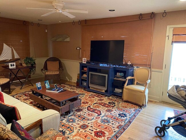 Photo - 120 S 12th Ave