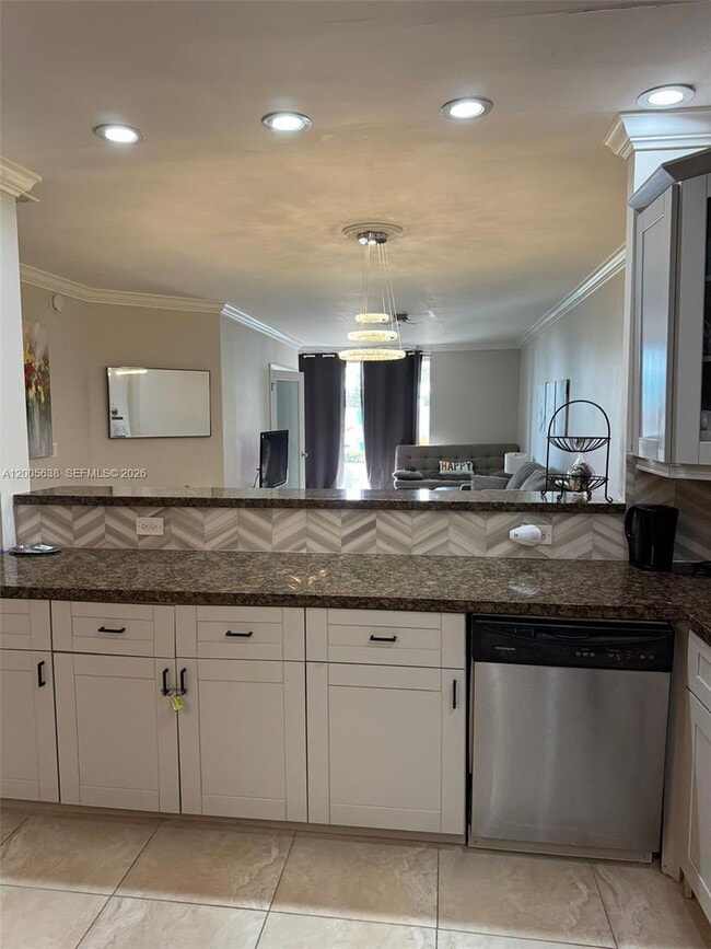Photo - 3725 S Ocean Dr Unit L12
