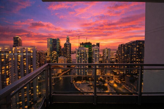 Photo - 92 SW 3rd St Unit 4310