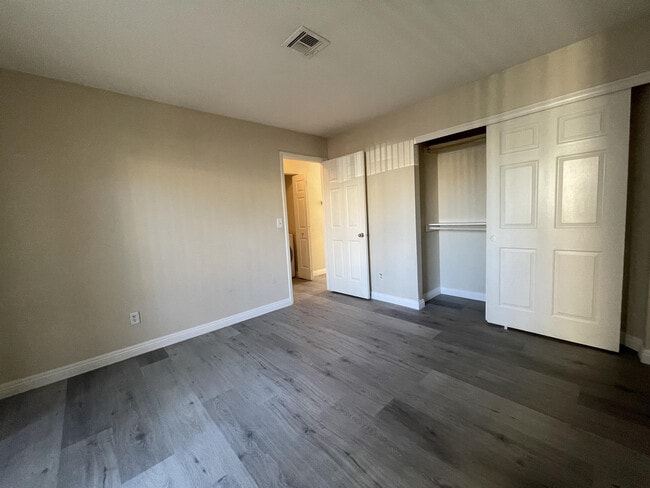 6250 W Flamingo Rd
