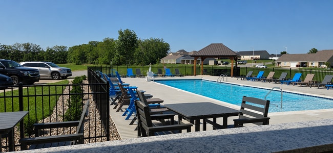 Building Photo - Legacy Retreat Unit #1