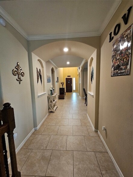 Photo - 402 Stockport Dr