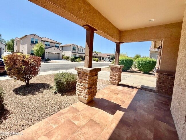 Photo - 980 E Knightsbridge Way