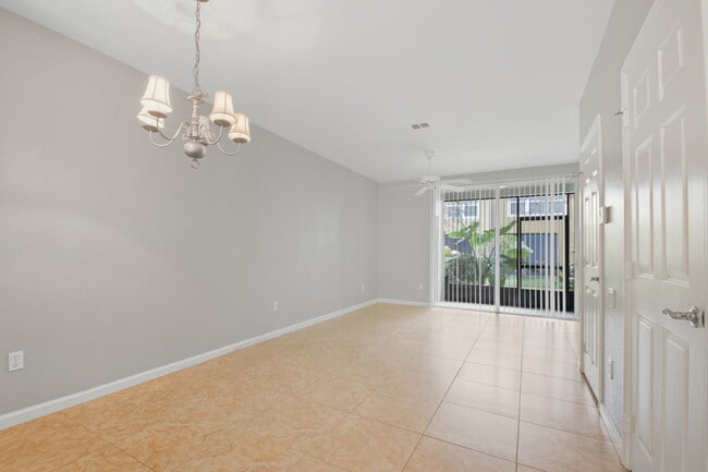 Photo - 1450 Stockton Dr