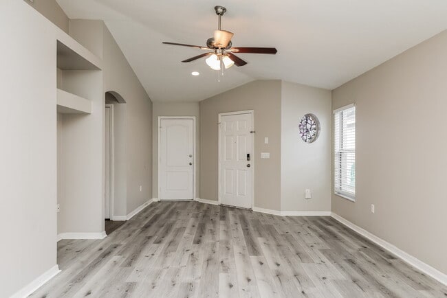 Photo - 1533 Marsh Wood Dr