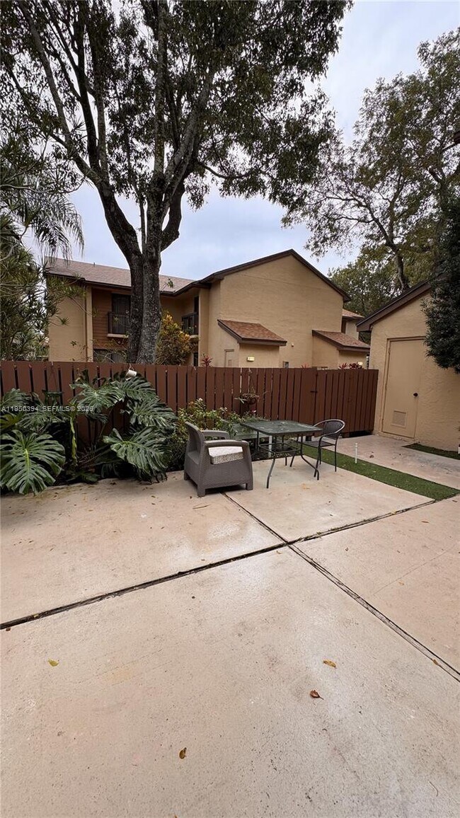 Photo - 3801 Cocoplum Cir