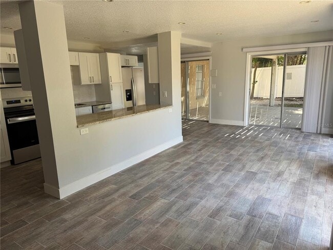 Photo - 1209 1st St