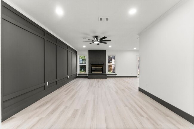 Photo - 26 E Woodtimber Ct