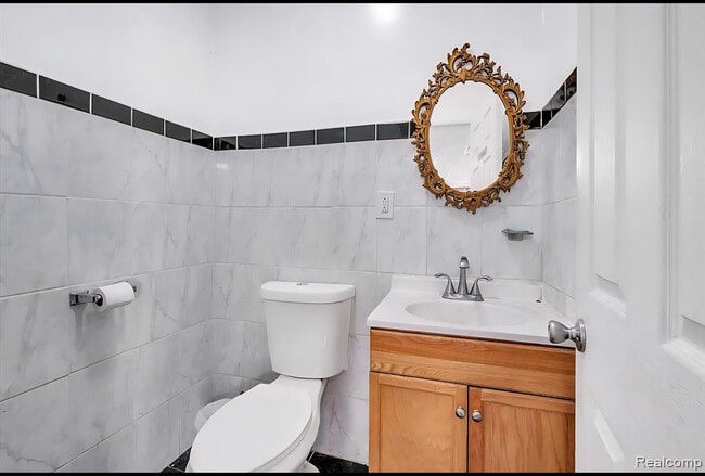 Photo - 2078 Belmont St Casa