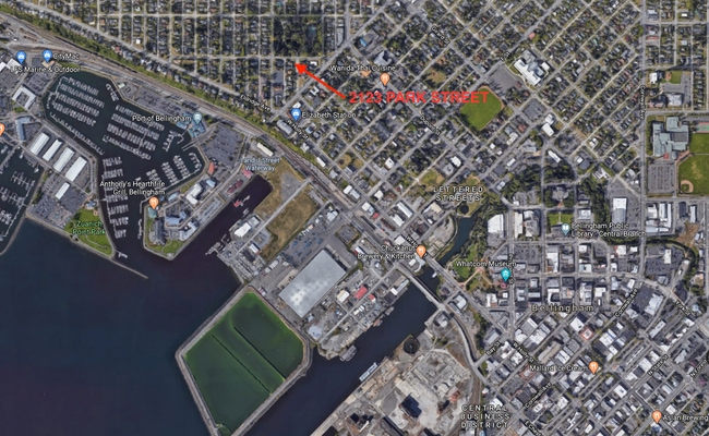 Convenient Location - easy walk/bike/bus to downtown core, Fountain District, Arts District, and Waterfront.