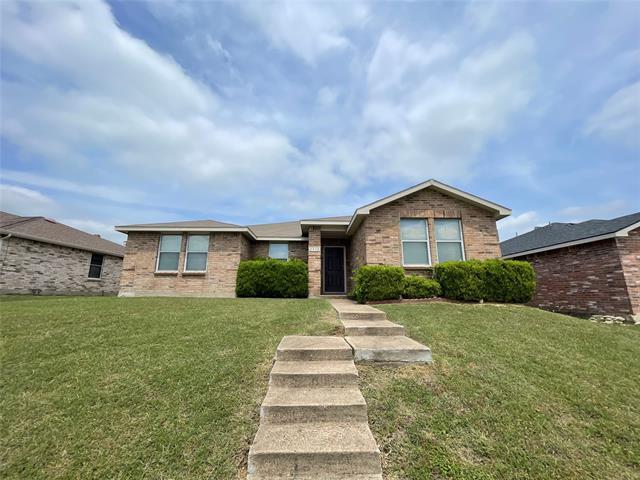 Photo - 2912 Crimson Clover Dr