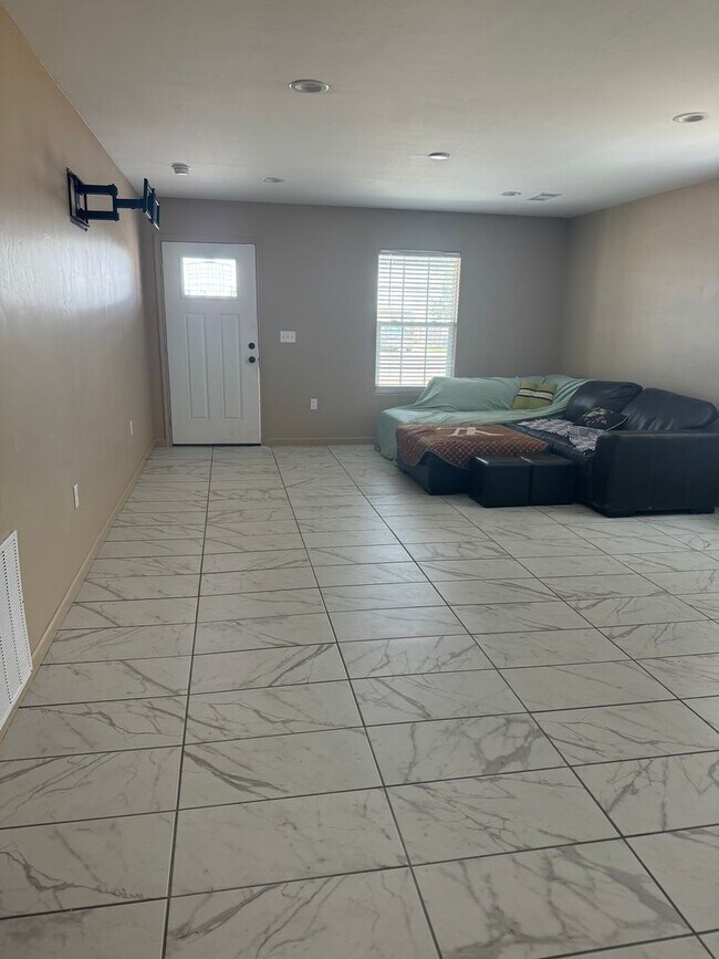 Photo - 3 bedroom home