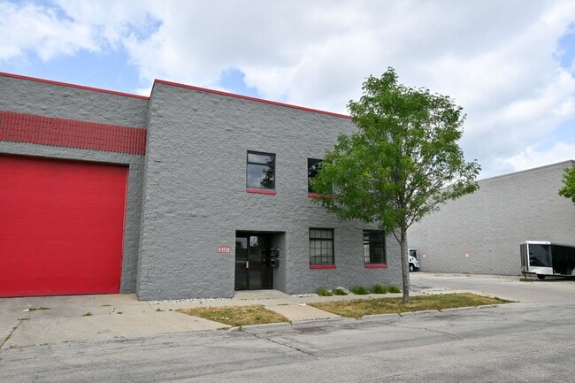 Photo - 2121 S 55th St