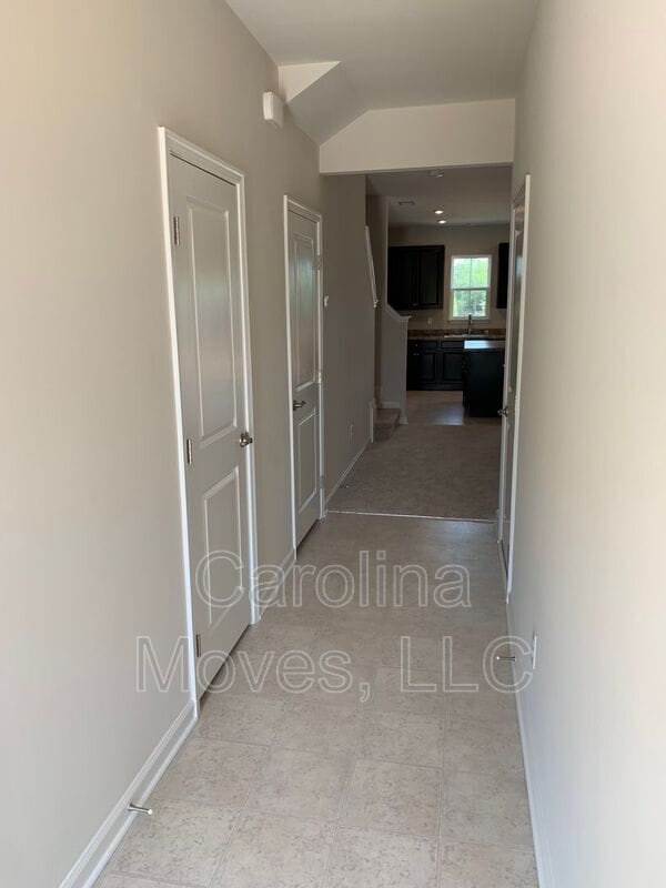 Photo - 10 Country Dale Dr