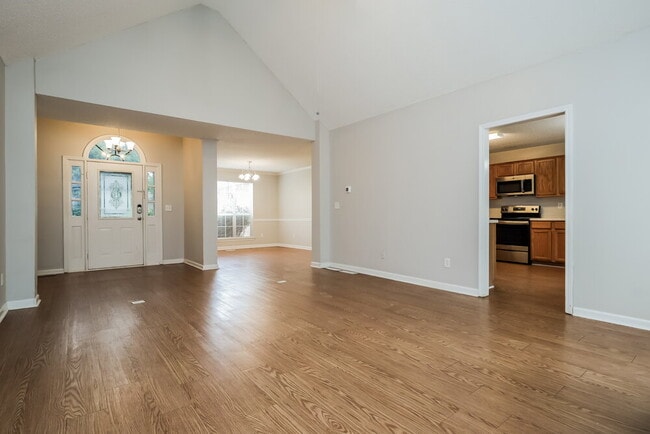 Photo - 134 Brookhaven Ln