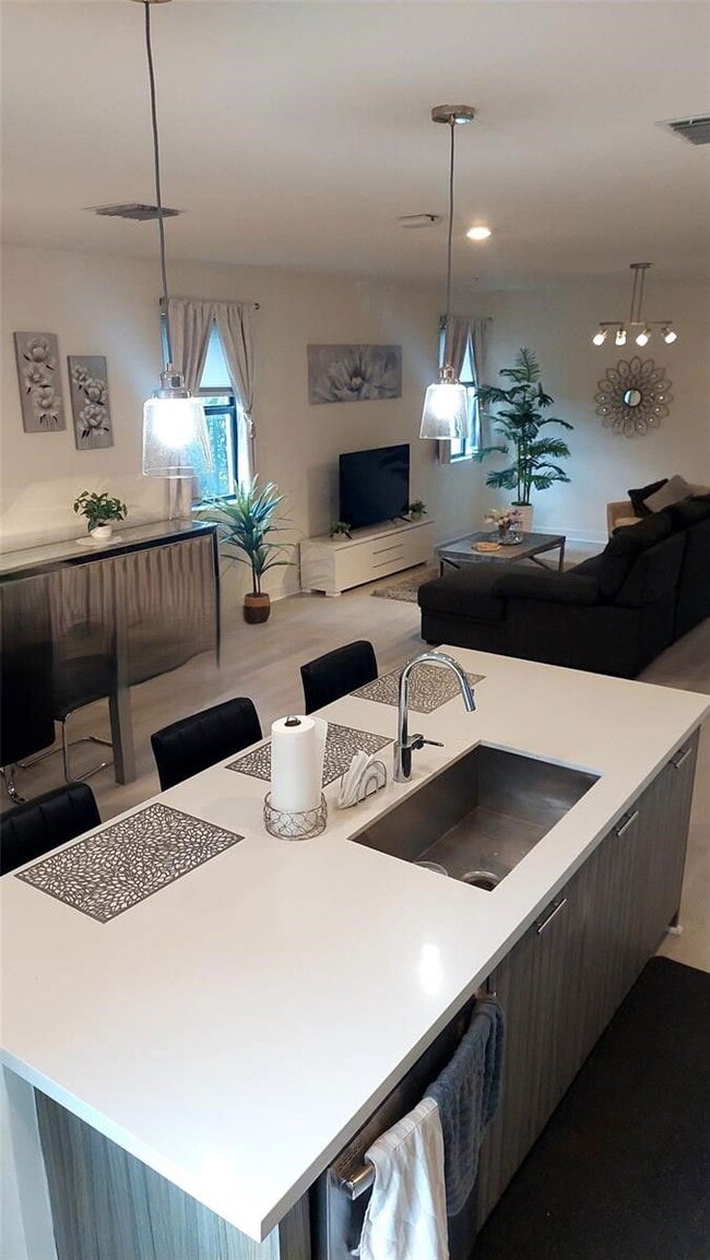 Photo - 10407 NW 82nd St