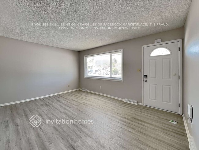 Photo - 1284 Ember St