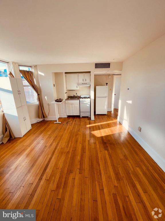 Building Photo - 2135 Walnut St Unit 303 Rental
