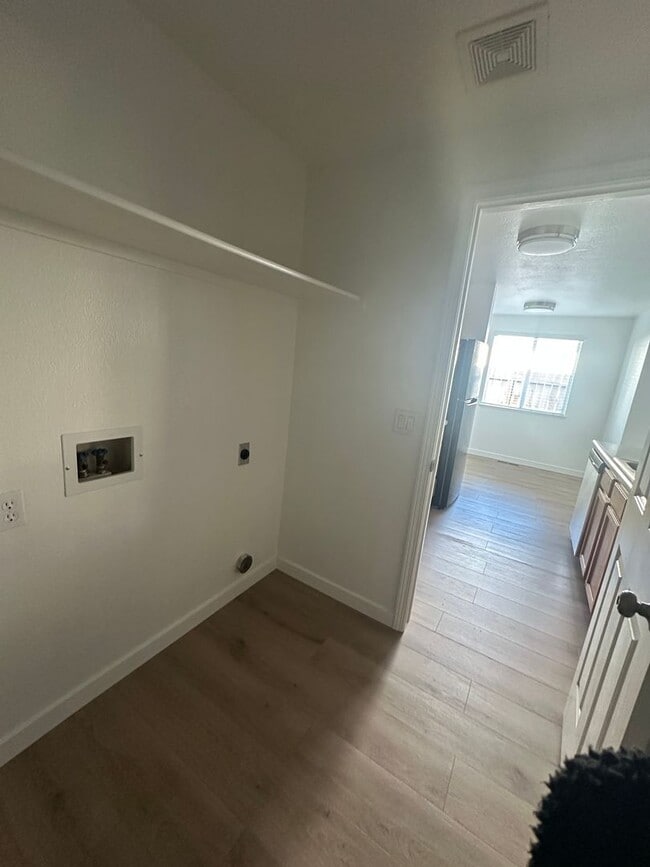 Photo - 3954-3958 Village Dr