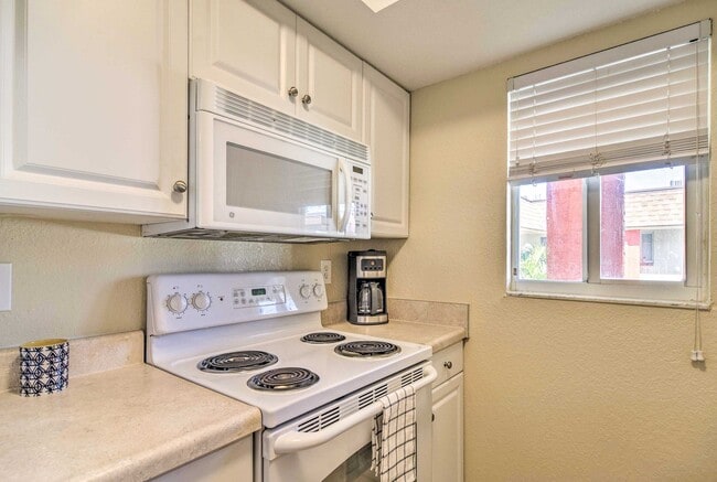 Photo - 2704 2nd St Unidad Indian Rocks Beach #16