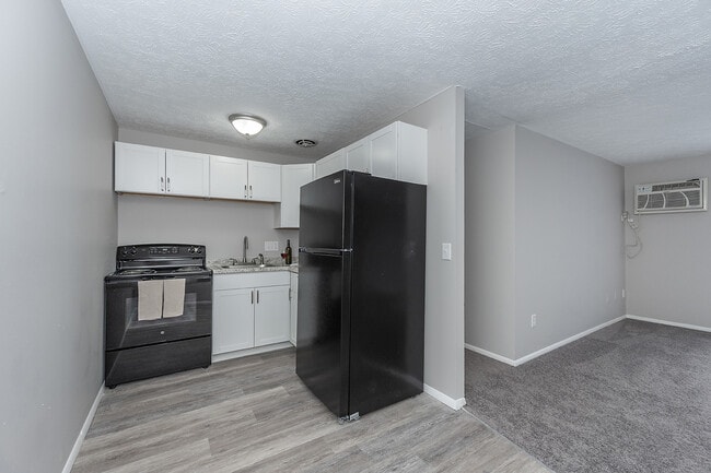 Photo - The Courtyard Apartments