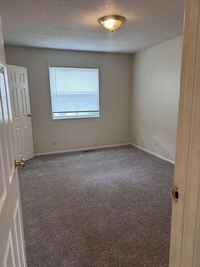 Photo - 10705 W 90th Terrace