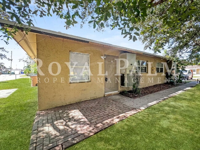 Building Photo - Budget-Friendly. Bold Personality. Big Cozy Energy. – APPLY NOW for $300 Off First Month’s Rent! ...