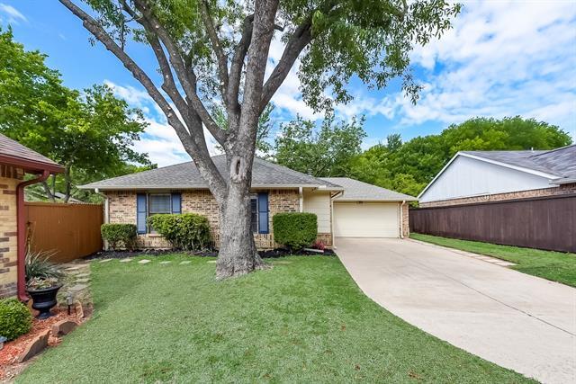 Photo - 1406 Collin Dr