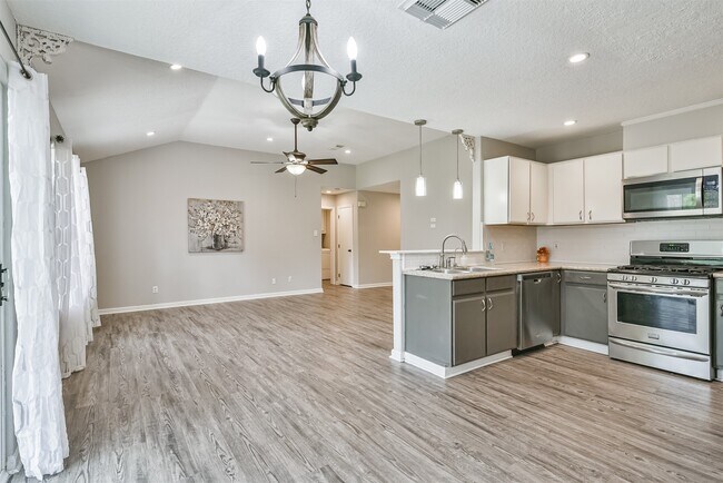 Photo - 5703 Alpine Heights Dr