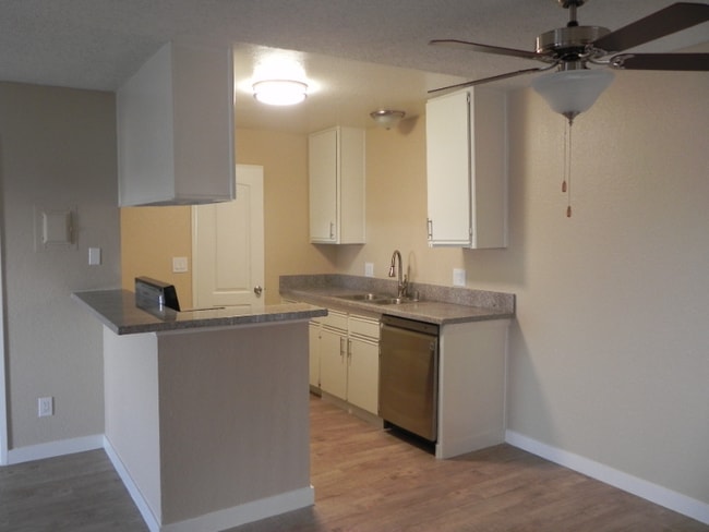 Photo - 8602 Chapman Ave