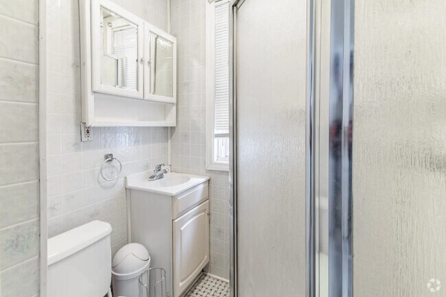 Building Photo - 20 Howell St Unit 2 Rental