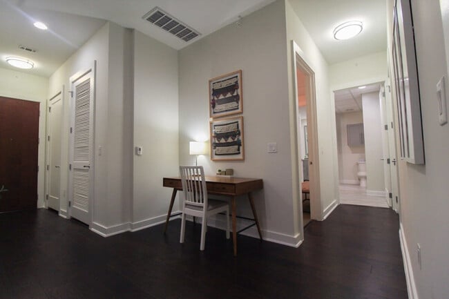 Photo - 1111 Rusk St Unit SI ID1013539P
