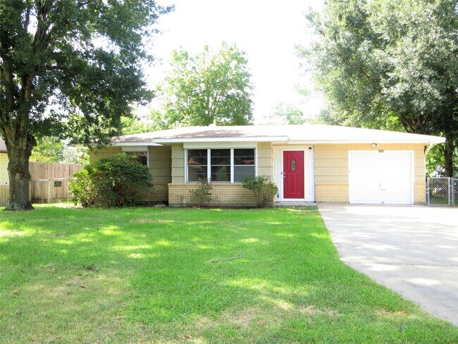 Photo - 2809 Rosadele St