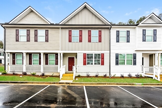 Building Photo - 2855 Saratoga Lake View