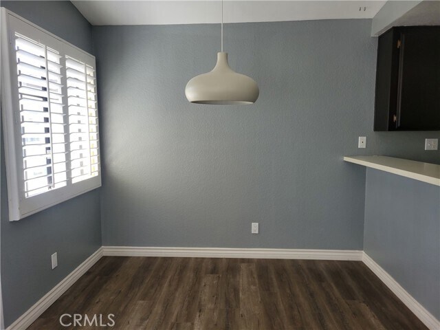 Photo - 260 Evergreen Ct