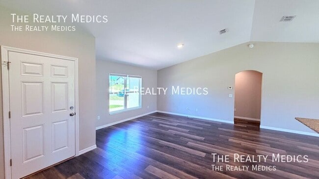 Photo - 15629 SW 46th Ave Rd