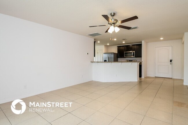 Photo - 1495 Swan Lake Cir