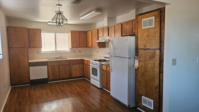 Photo - RAN21601 Unit E