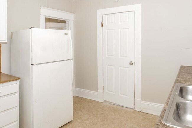 Photo - 1337 Alabama Ave SW Unit 2