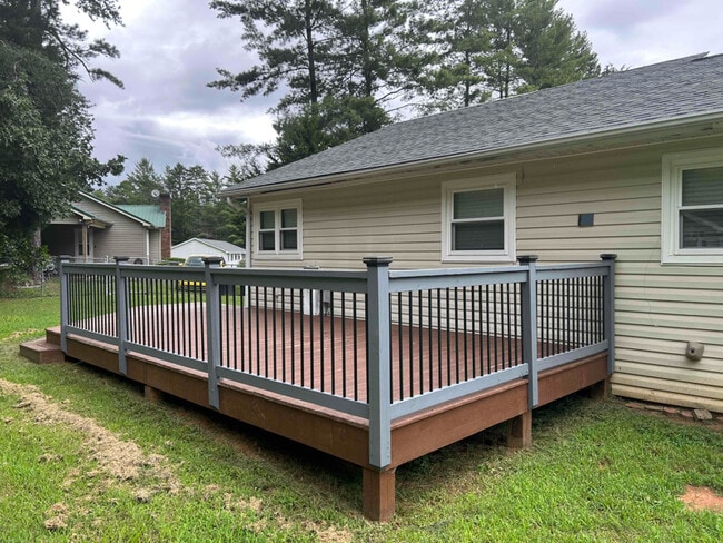 Photo - 436 Riverdale Rd