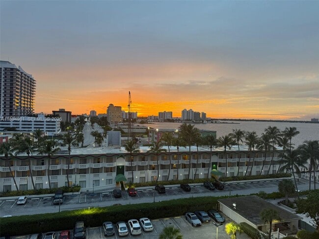 Building Photo - 1865 79th Street Causeway Unit 8N