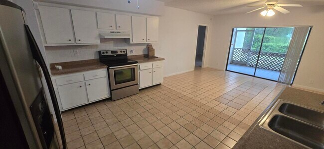 Photo - 3177 Coral Hills Dr Unit 1e