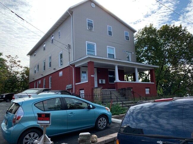 Photo - 2150 12th St Apartments
