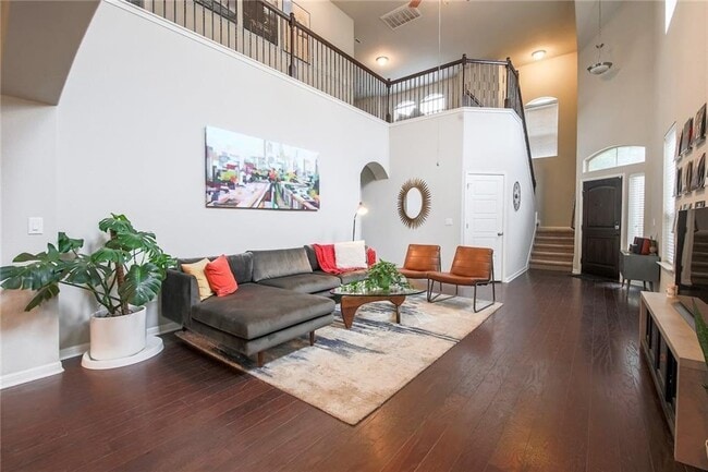 Photo - 7709 Menchaca Rd