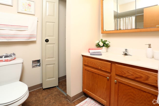 Two bedroom bathroom