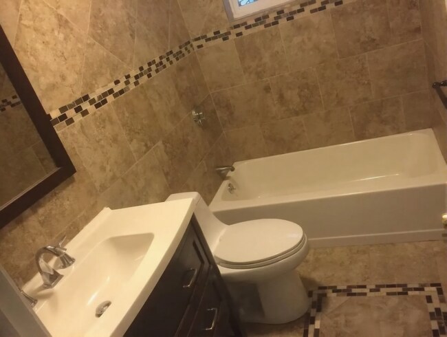 Photo - 33 Oxford Cir Apartments Unit 1